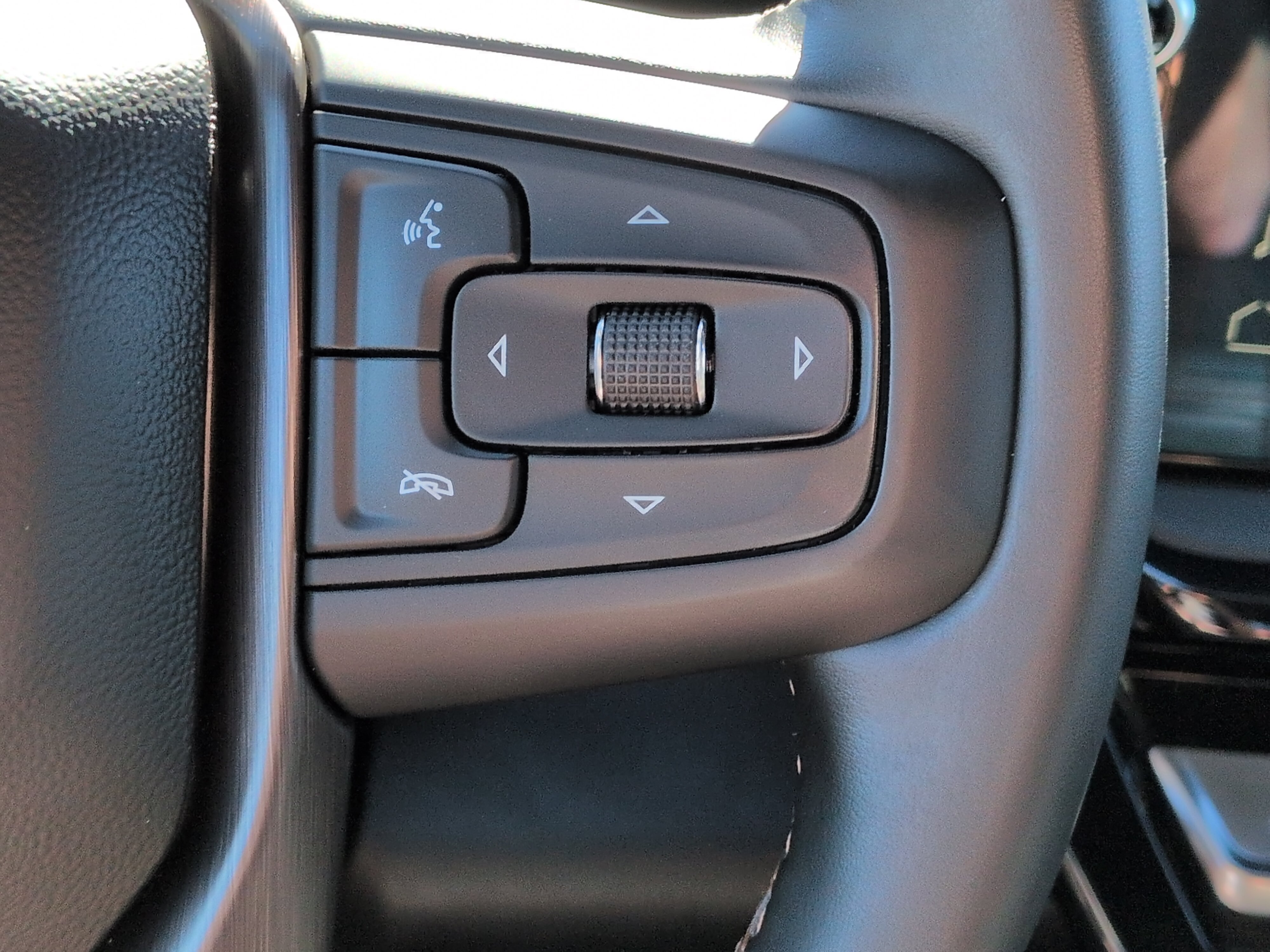 Used 2025 GMC Sierra 2500 AT4 w/ AT4 Premium Plus Package AWD/4WD image 25