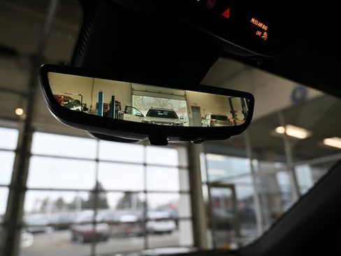 New 2026 GMC Terrain AT4 w/ Convenience Package III image 17