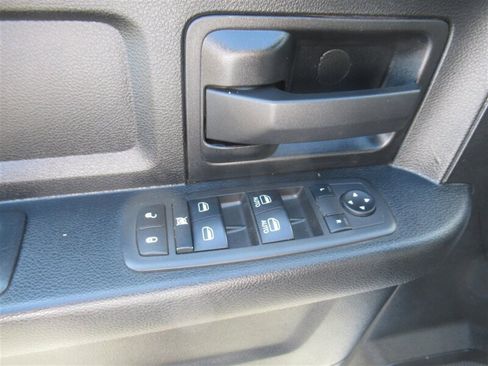 Used 2022 RAM 3500 Tradesman w/ Chrome Appearance Group image 18