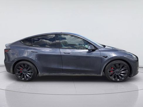 Used 2023 Tesla Model Y Performance AWD/4WD image 4