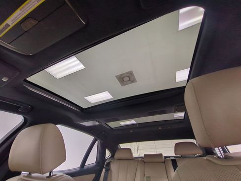 Used 2023 Lexus LS 500 w/ Interior Upgrade Package RWD image 21