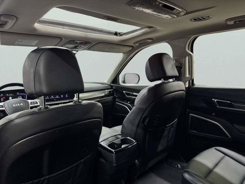 Used 2025 Kia Telluride S FWD image 46