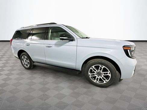 New 2026 Ford Expedition Active AWD/4WD image 5