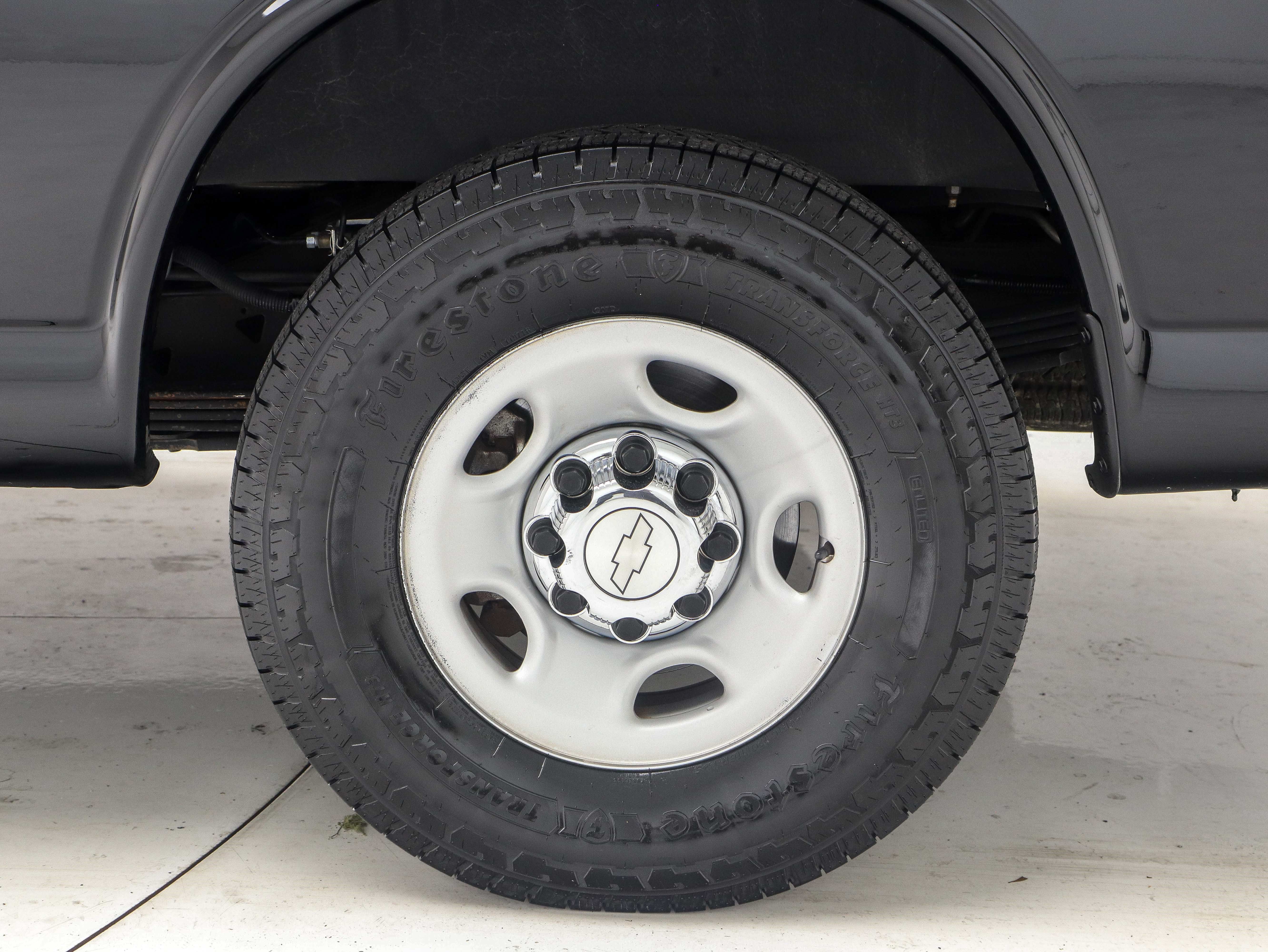 Used 2019 Chevrolet Express 3500 LT w/ LT Preferred Equipment Group RWD image 26