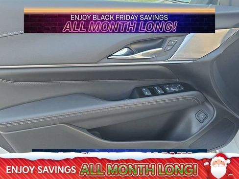 Used 2025 Cadillac CT4 Premium Luxury image 14