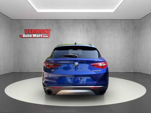 Used 2022 Alfa Romeo Stelvio Ti AWD/4WD image 7