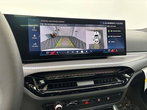 New 2026 BMW 330i xDrive Sedan w/ Premium Package image 30