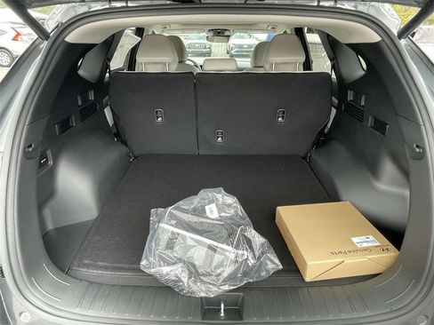 New 2025 Hyundai Tucson SEL image 8