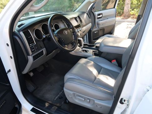 Used 2013 Toyota Sequoia Limited image 12