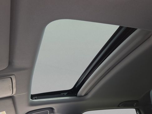 Used 2020 Honda CR-V EX-L image 22