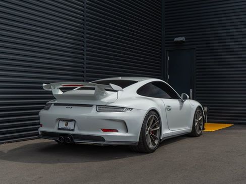 Used 2015 Porsche 911 GT3 image 9