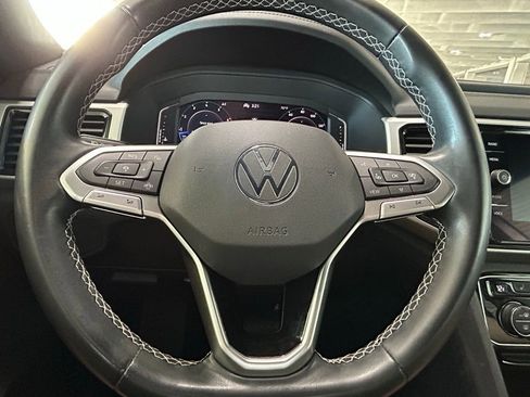 Used 2022 Volkswagen Atlas Cross Sport SE w/ Black Wheel Package image 20
