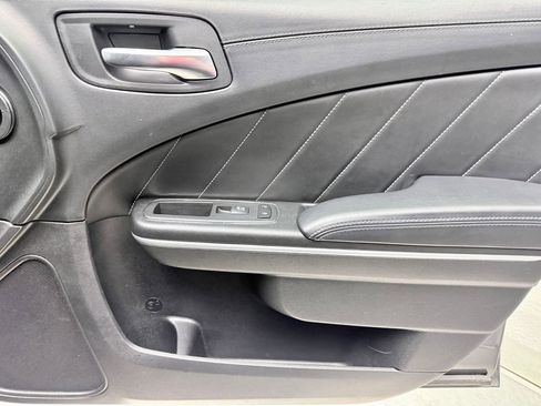 Used 2019 Dodge Charger R/T w/ Plus Group image 16