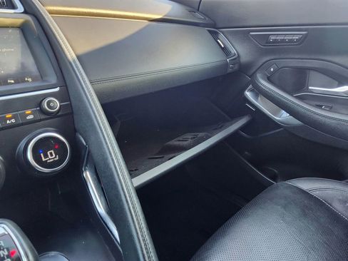 Used 2020 Jaguar E-PACE SE image 32