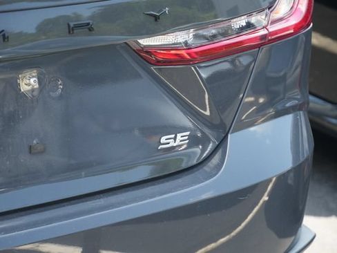 Used 2025 Toyota Camry SE FWD image 11
