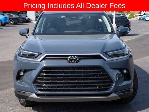 Certified 2026 Toyota Grand Highlander AWD image 2