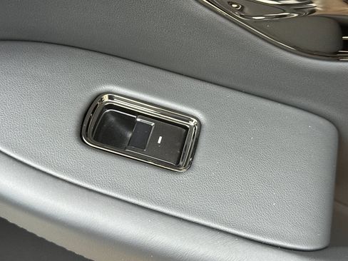 New 2026 Bentley Continental GTC AWD/4WD image 18