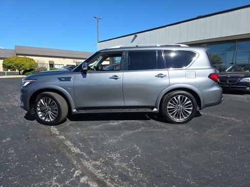 Used 2018 INFINITI QX80 4WD w/ Driver Assistance Package image 4