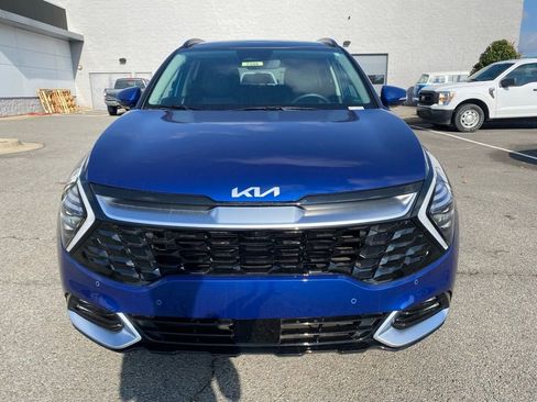 New 2025 Kia Sportage SX image 2