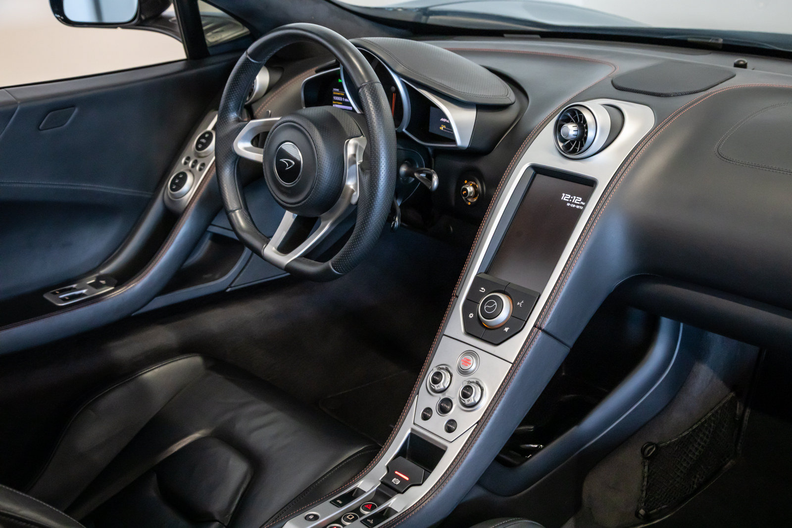 Used 2013 McLaren MP4-12C Spider RWD image 37