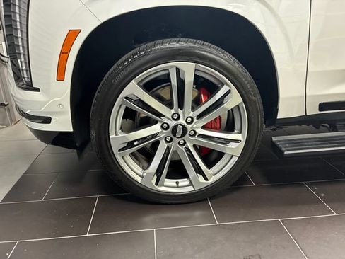 Certified 2025 Cadillac Escalade Sport Platinum AWD/4WD image 27