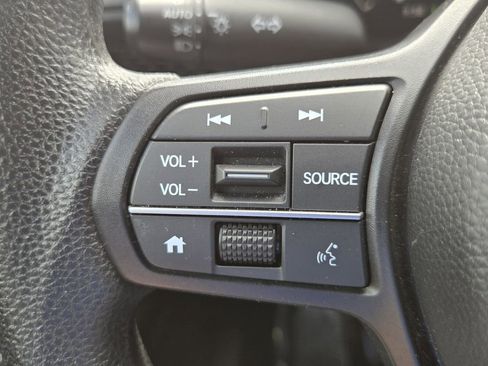 Used 2024 Honda CR-V LX image 24