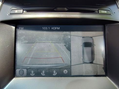 Used 2017 Hyundai Santa Fe FWD w/ Cargo Package image 22