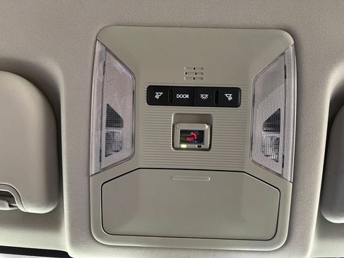 Certified 2025 Toyota RAV4 LE image 29