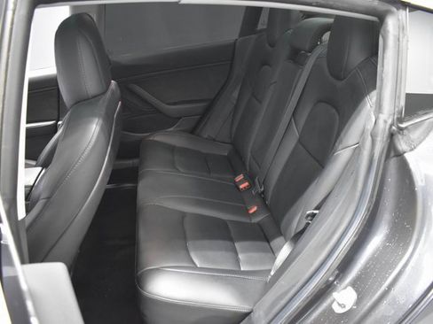 Used 2019 Tesla Model 3 Long Range image 30