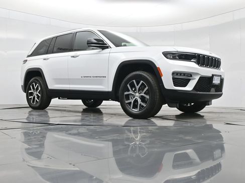 New 2025 Jeep Grand Cherokee Limited image 46