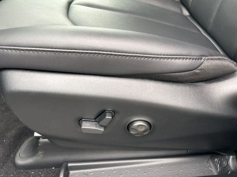 New 2026 Chrysler Pacifica Select image 15