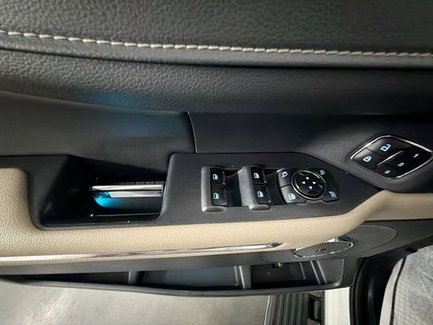 Used 2024 Ford Expedition Limited RWD image 24