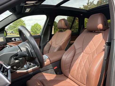Used 2025 BMW X5 sDrive40i w/ M Sport Package RWD image 7