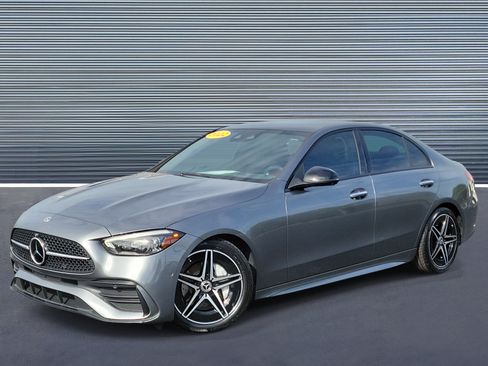 Used 2022 Mercedes-Benz C 300 4MATIC Sedan image 1