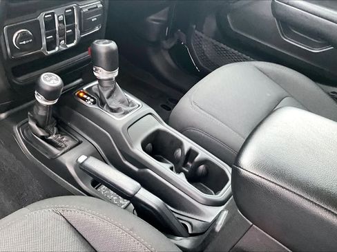 Used 2023 Jeep Wrangler Unlimited w/ Cold Weather Group AWD/4WD image 17