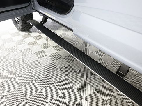 Used 2025 Ford F450 Lariat w/ Lariat Ultimate Package image 17