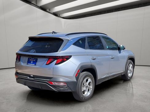 Used 2024 Hyundai Tucson SEL AWD/4WD image 3