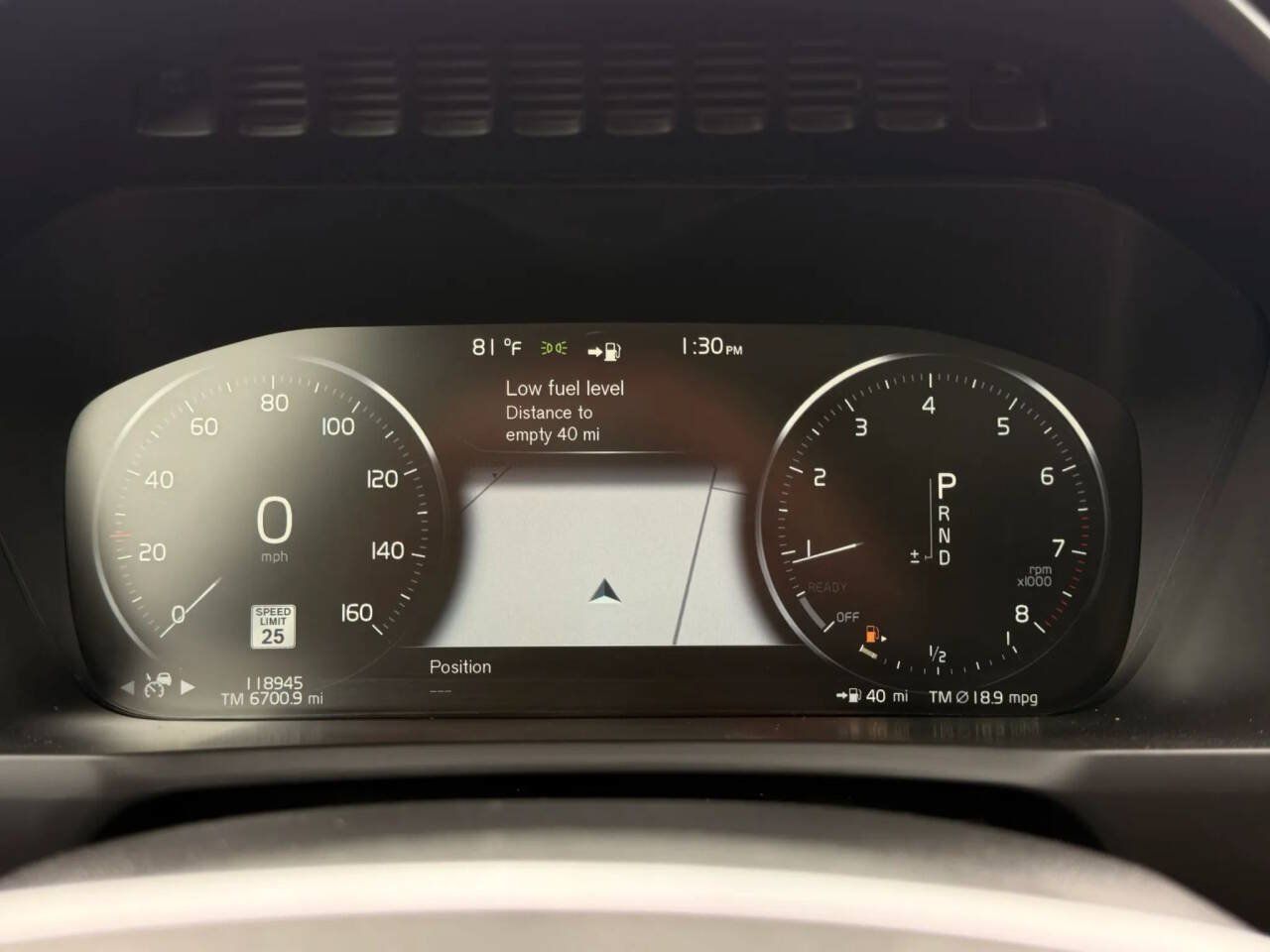Used 2018 Volvo XC90 T6 Momentum w/ Convenience Package AWD/4WD image 10
