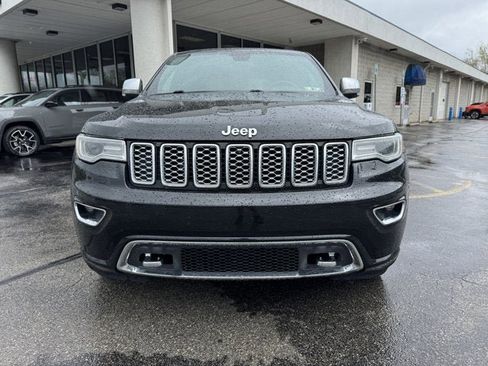Used 2019 Jeep Grand Cherokee Overland AWD/4WD image 9
