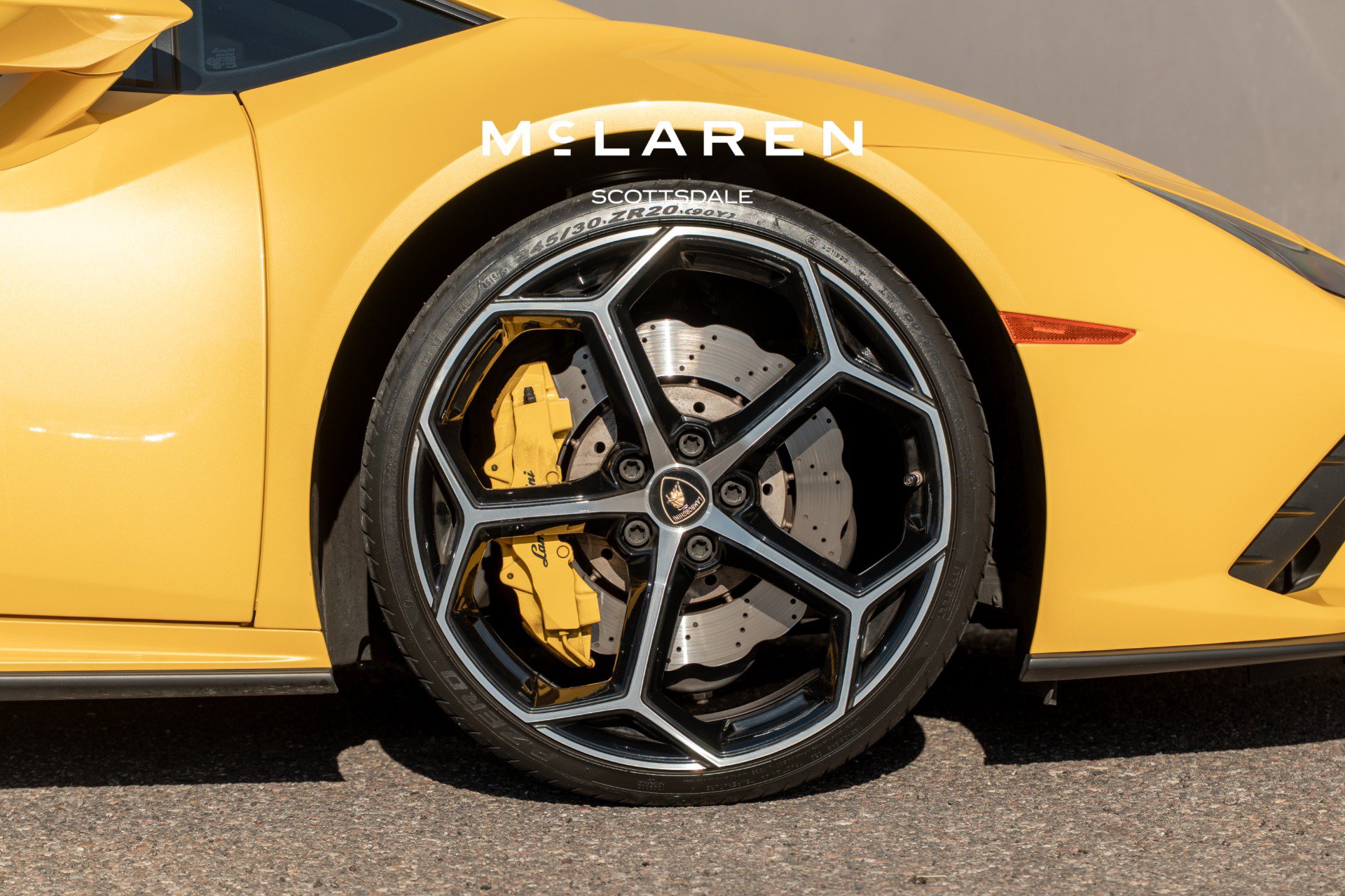 Used 2021 Lamborghini Huracan EVO RWD image 34