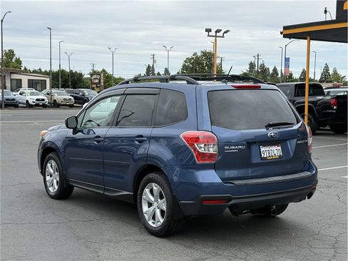 Used 2014 Subaru Forester 2.5i Premium w/ Protection Package #1 AWD/4WD image 4