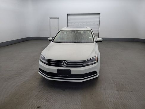 Used 2017 Volkswagen Jetta SE FWD image 15