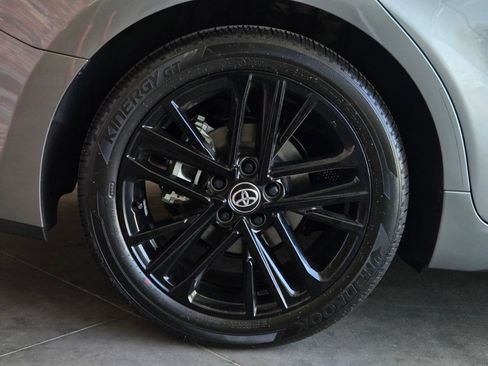 Certified 2026 Toyota Camry SE FWD image 5