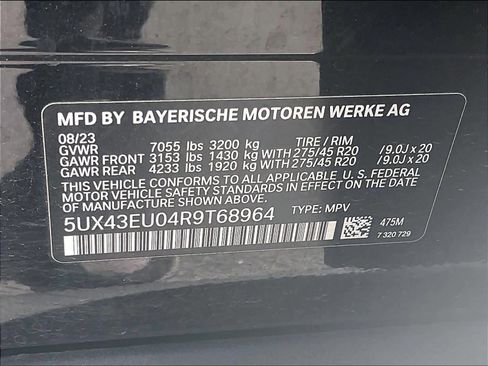 Used 2024 BMW X5 xDrive50e w/ Parking Assistance Package AWD/4WD image 31