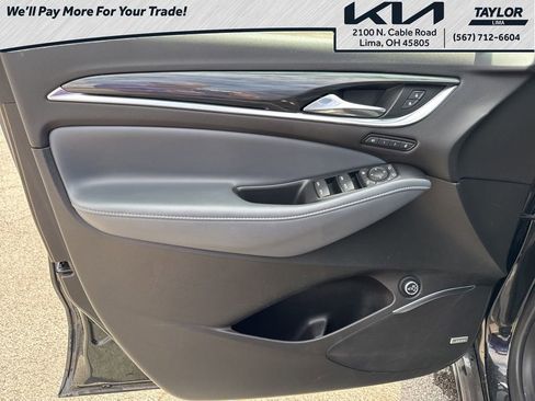 Used 2022 Buick Enclave Premium image 26