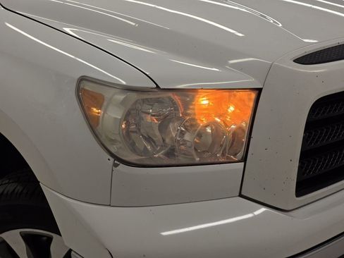 Used 2009 Toyota Tundra 4x4 CrewMax image 42