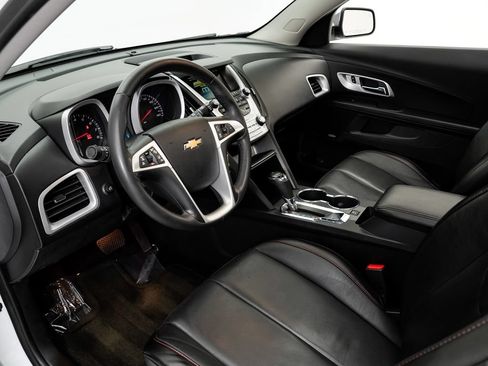 Used 2016 Chevrolet Equinox LTZ w/ Enhanced Convenience Package AWD/4WD image 5