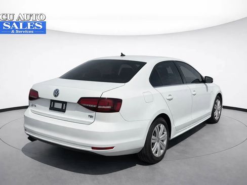 Used 2017 Volkswagen Jetta S image 7