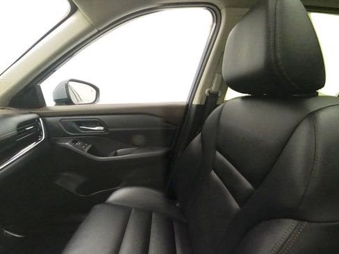 Certified 2023 Nissan Rogue SL w/ SL Premium Package image 32