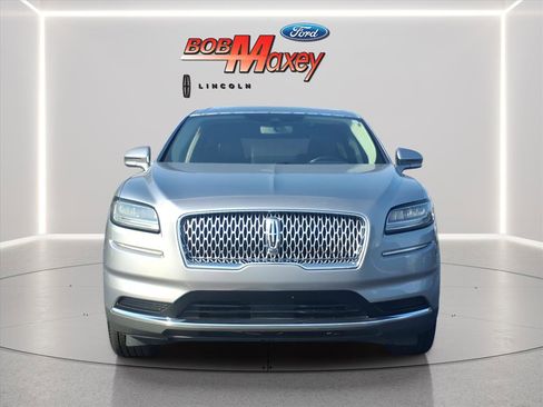 Used 2023 Lincoln Nautilus Reserve image 2